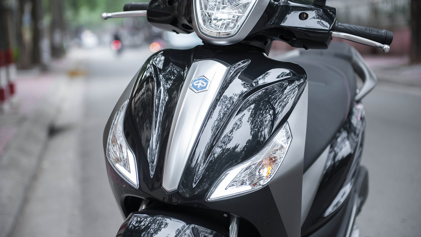 Đèn pha sử dụng bóng đèn Halogen trên Piaggio Medley